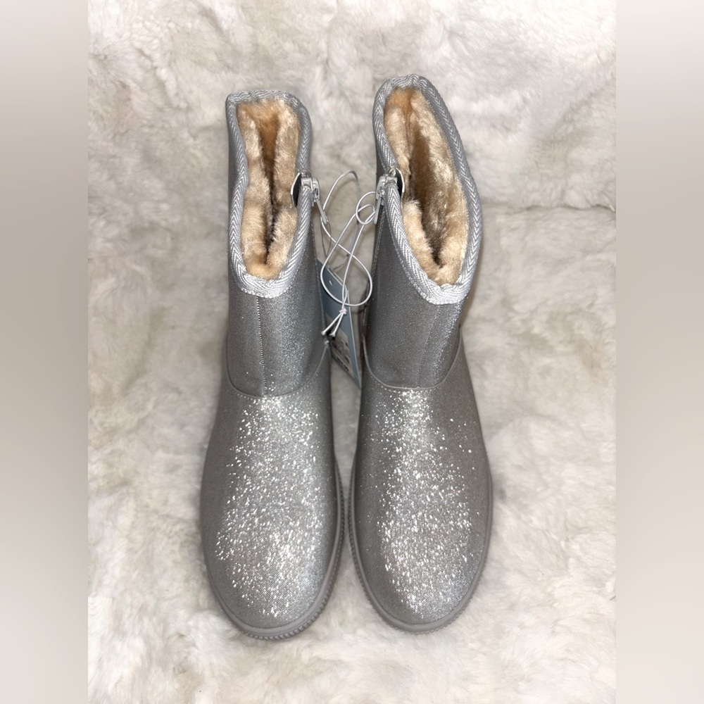 CAT & JACK Silver Glitter Bling Fur Lined Girls Boots NWTs -DIFFERENT SIZES
